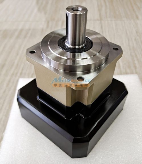 90度直角行星減速機