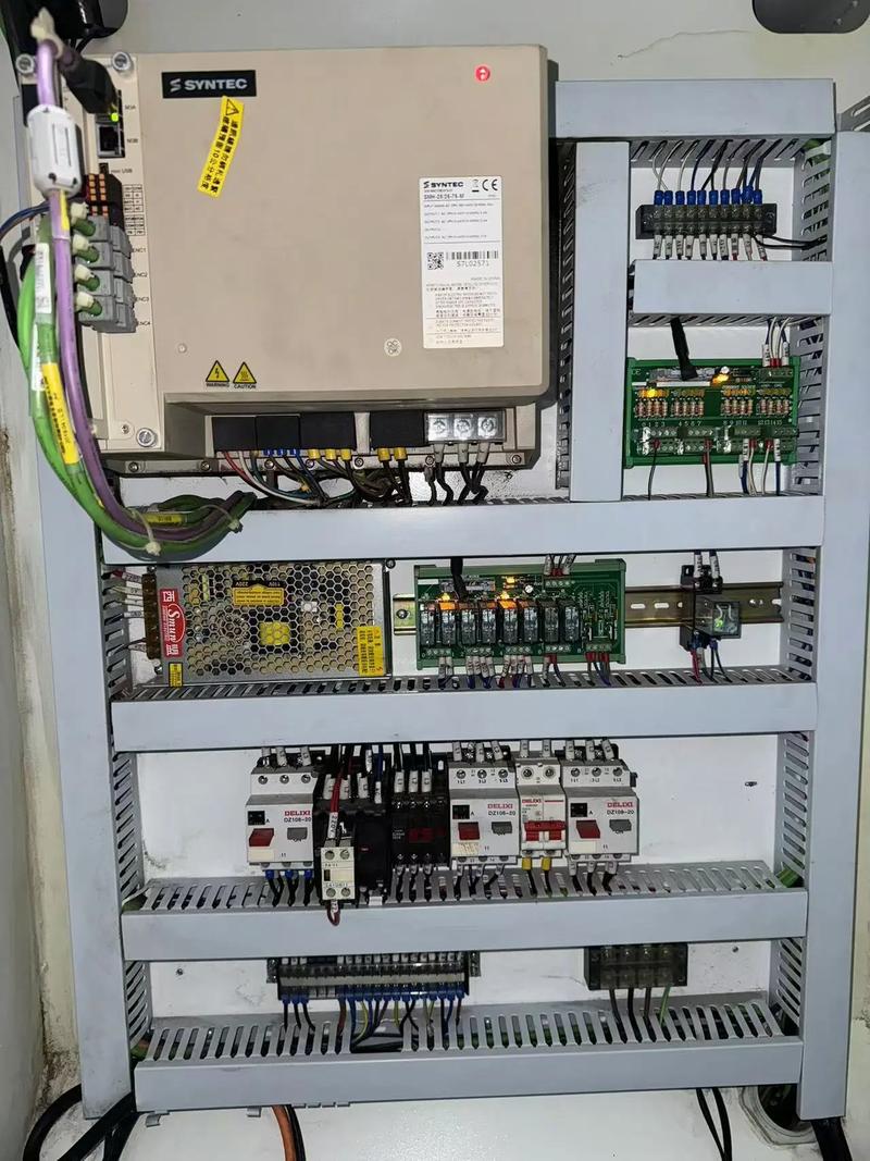 到貨1臺(tái)普森52型4+4+12工位伺服刀塔 er25動(dòng)力頭